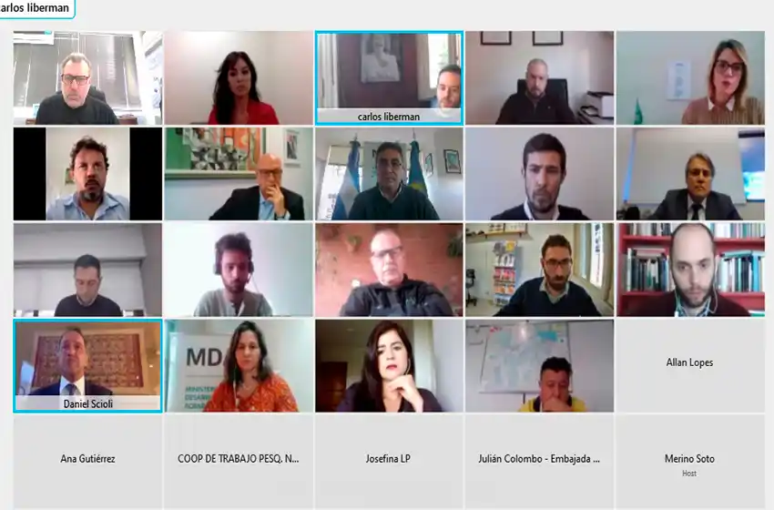 Primera ronda de negocios para la exportación de langostinos a Brasil