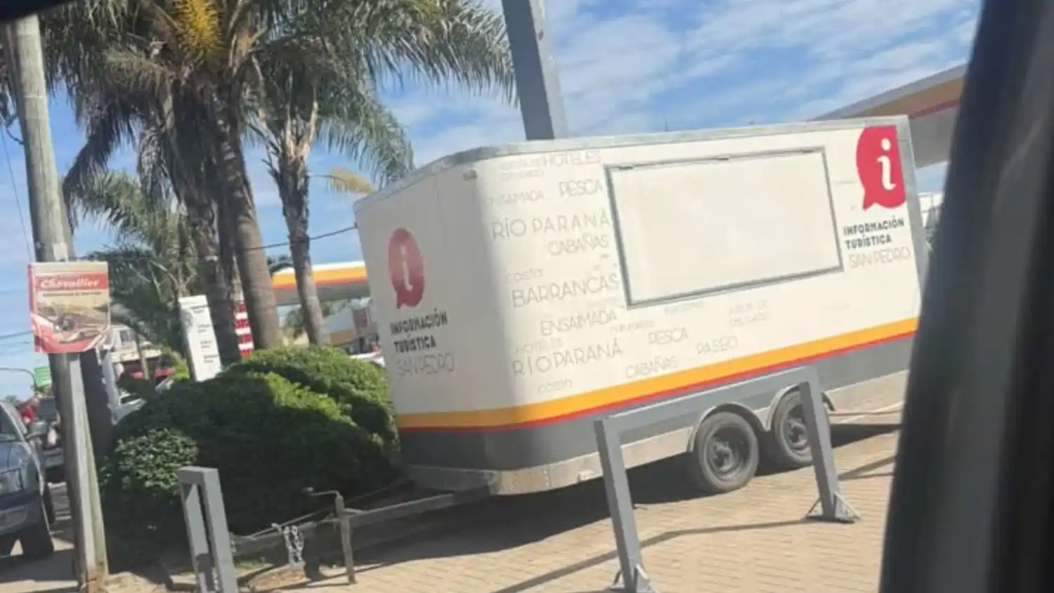 Casilla de información turística sin abrir