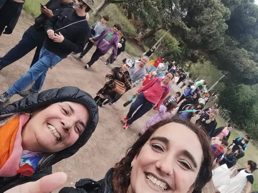 La comunidad con sus niños ganaron las calles de Reta celebrando el Halloween