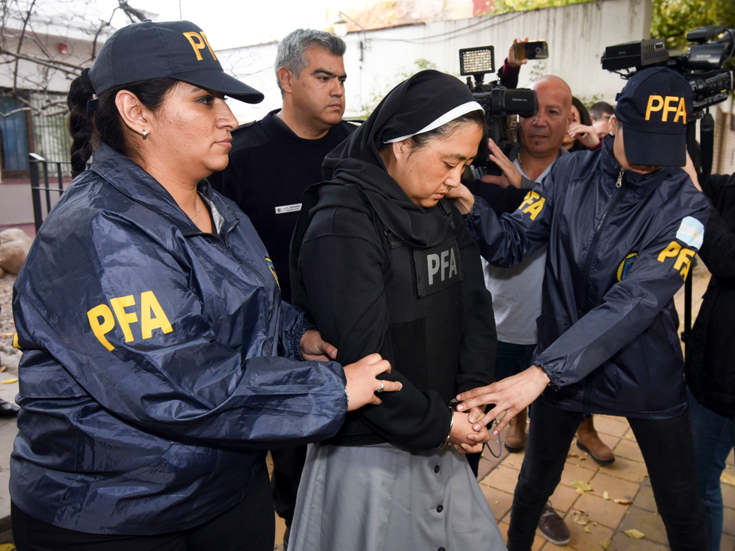 Las denuncias por abuso sexual infantil en la iglesia involucraron por primera vez a cuatro monjas