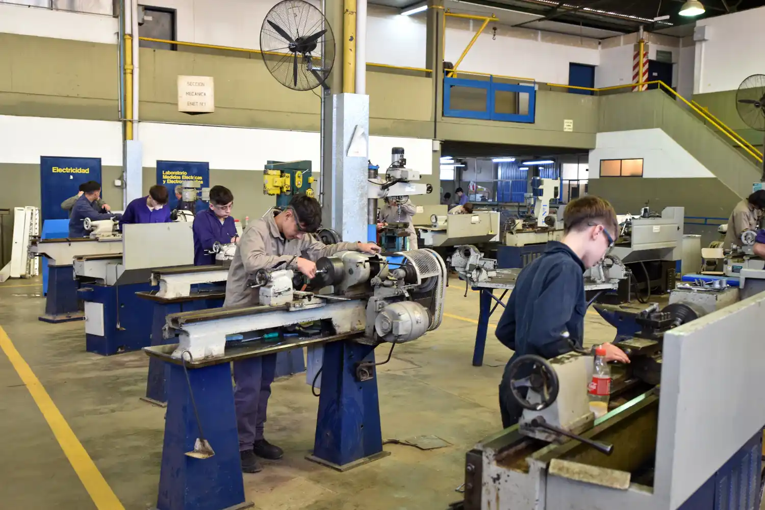 El CGE presentó un programa de seguimiento de egresados en la Educación Técnica