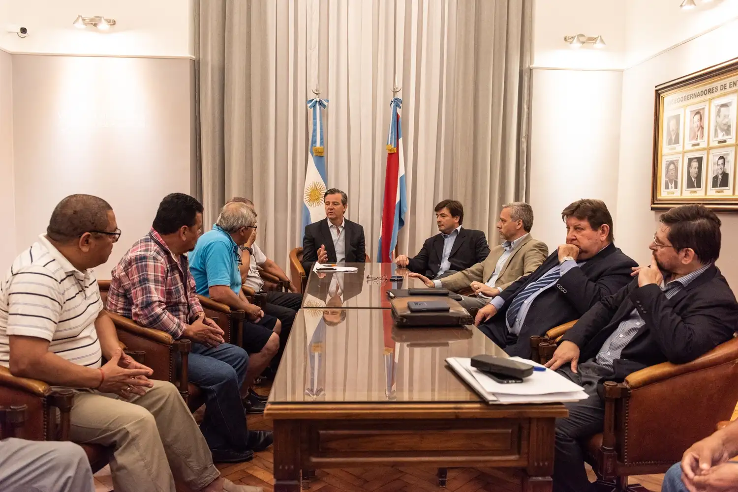El Vicegobernador reunió a los Senadores con los ex combatientes
