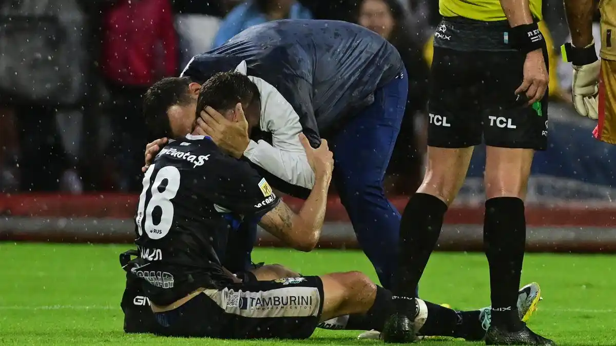 Gimnasia de Primera: con un golazo de Colazo derrotó a Colón y mantuvo la categoría