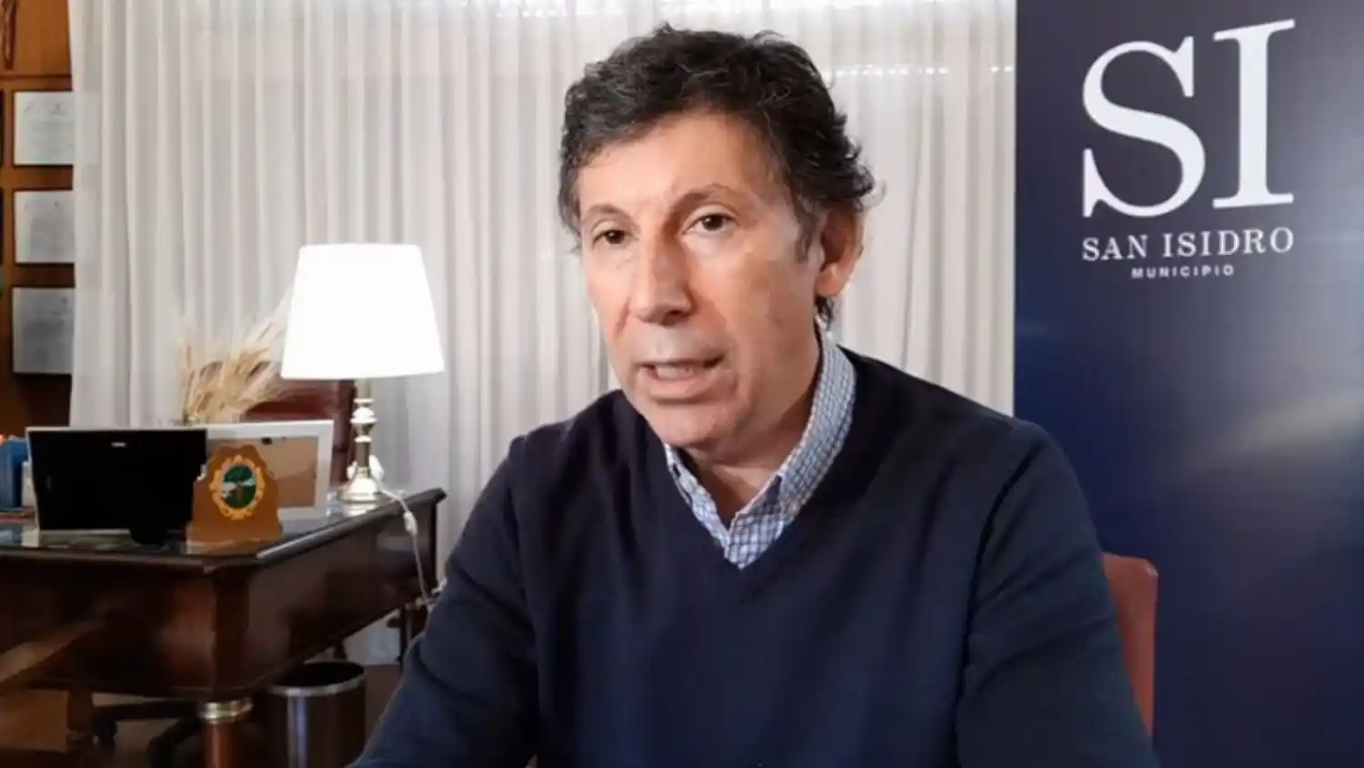 Posse fue el primer intendente bonaerense no oficialista en aplicarse la Sputnik-V