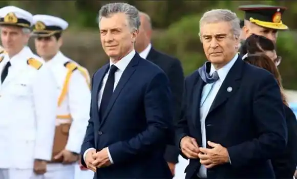 Espionaje a familiares del ARA San Juan: Macri está citado a declaración pero no lo pueden notificar