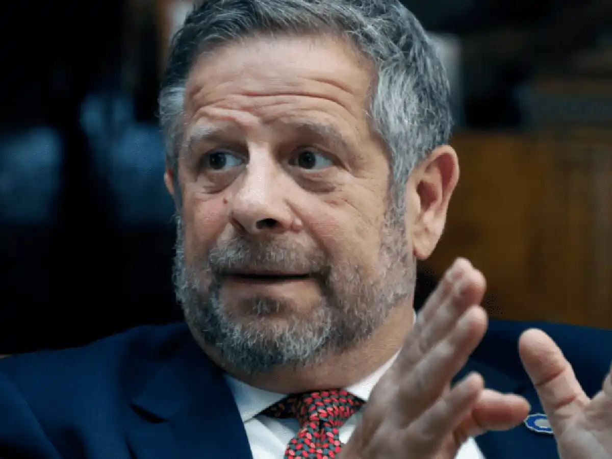 Ex ministro de Salud afirma que Rubinstein se llevó todas sus cosas y la Secretaría está "acéfala"