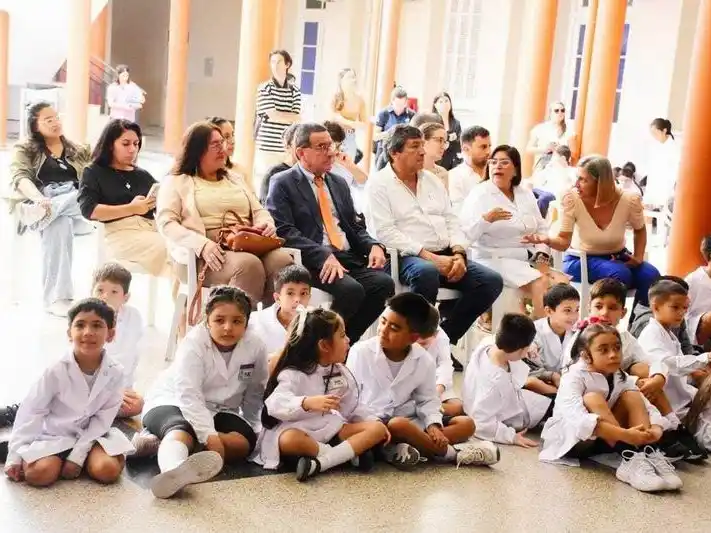 La biblioteca central del MCyE 
cumplió su sexto aniversario