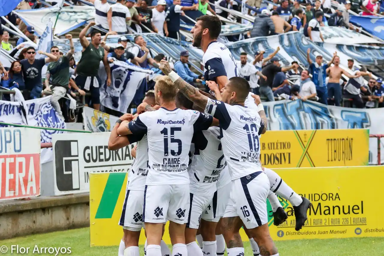 Aldosivi fue goleado por Gimnasia y se hunde en el promedio