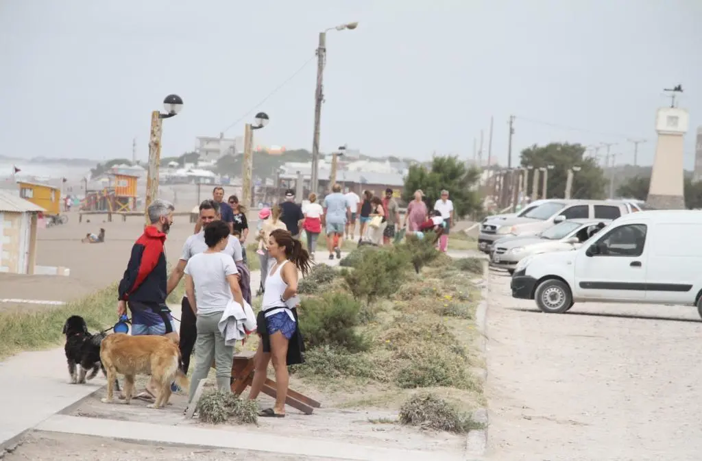 Domingo nublado en la playa