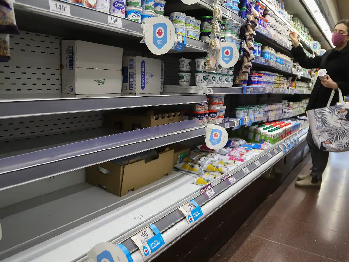 Atilra terminó el paro de 24 horas y negó riesgo de desabastecimiento de leche