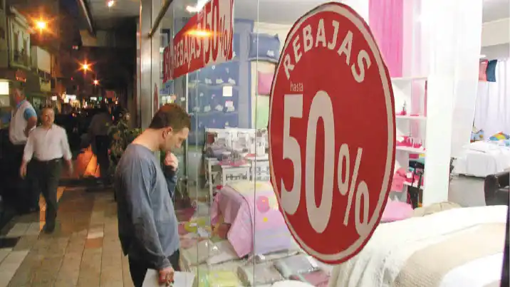Las ventas minoristas bajaron en diciembre, a pesar de las Fiestas