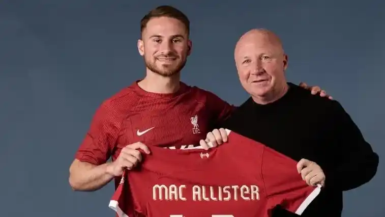 Carlos y Alexis Mac Allister.