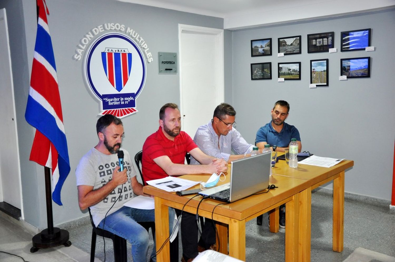 Diego Jurrita, el presidente Ezequiel Lester, Germán Vulcano y Esteban Piazza.