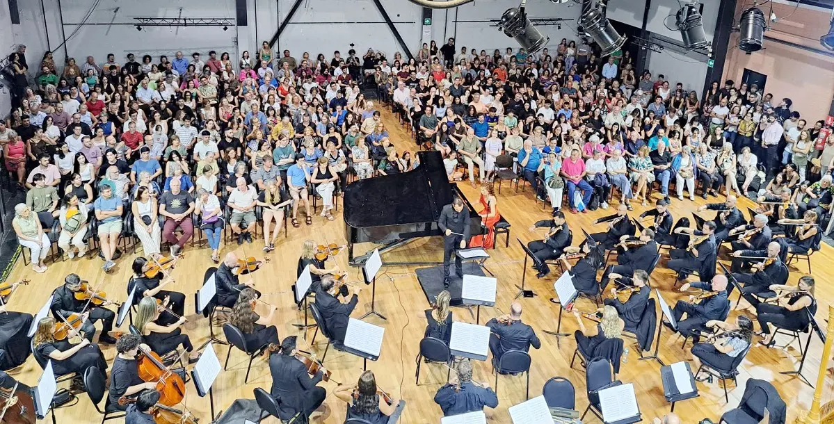 La Vieja Usina fue escenario de otro concierto de la Sinfónica de Entre Ríos