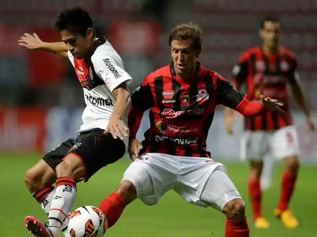 Newell´s perdió y se complicó en la Copa 