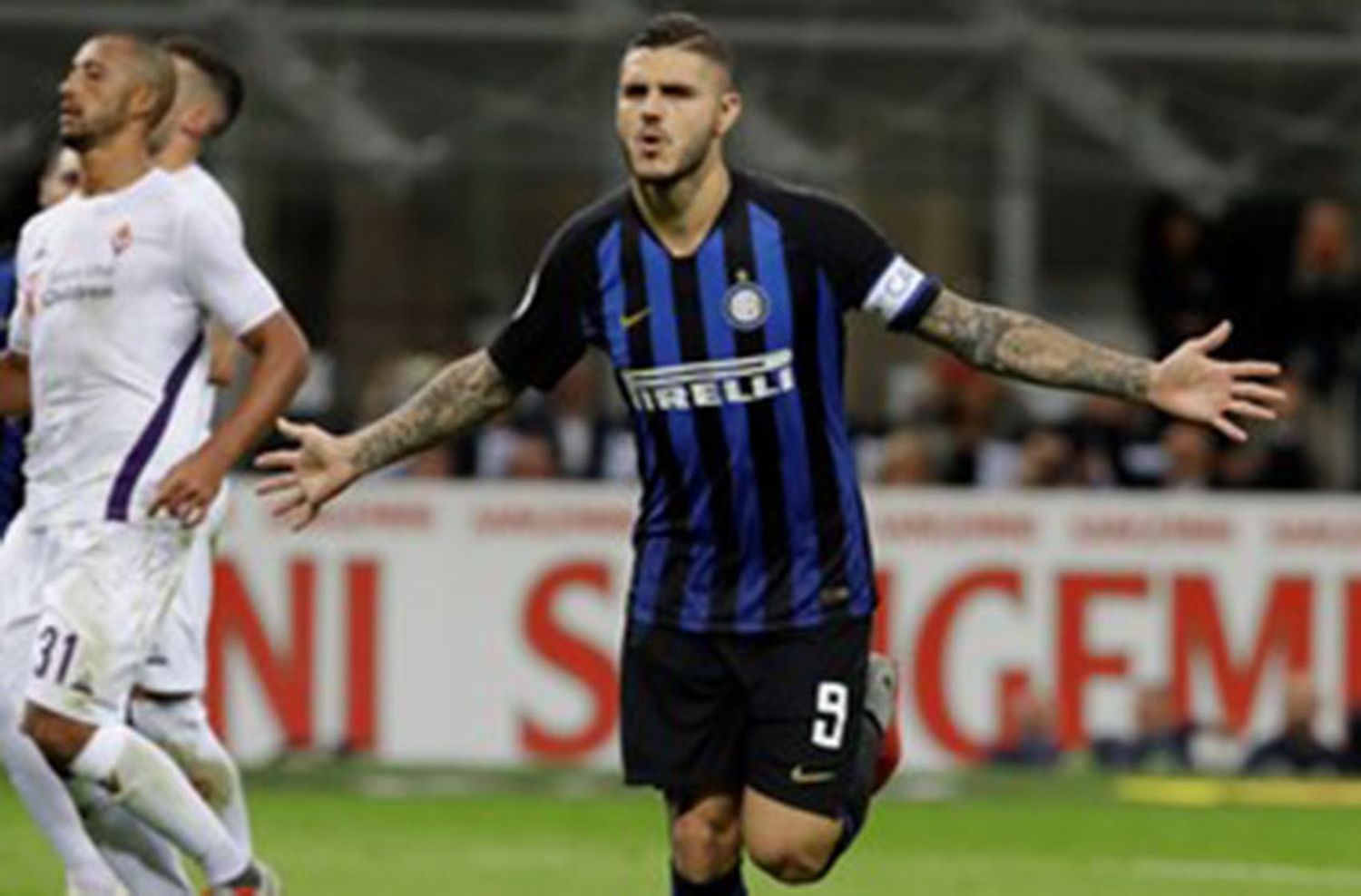 Icardi aprovechó el VAR y convirtió su primer gol del campeonato en el Inter
