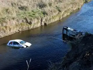 Dos tandilenses cayeron a un arroyo durante el Rally Bonaerense