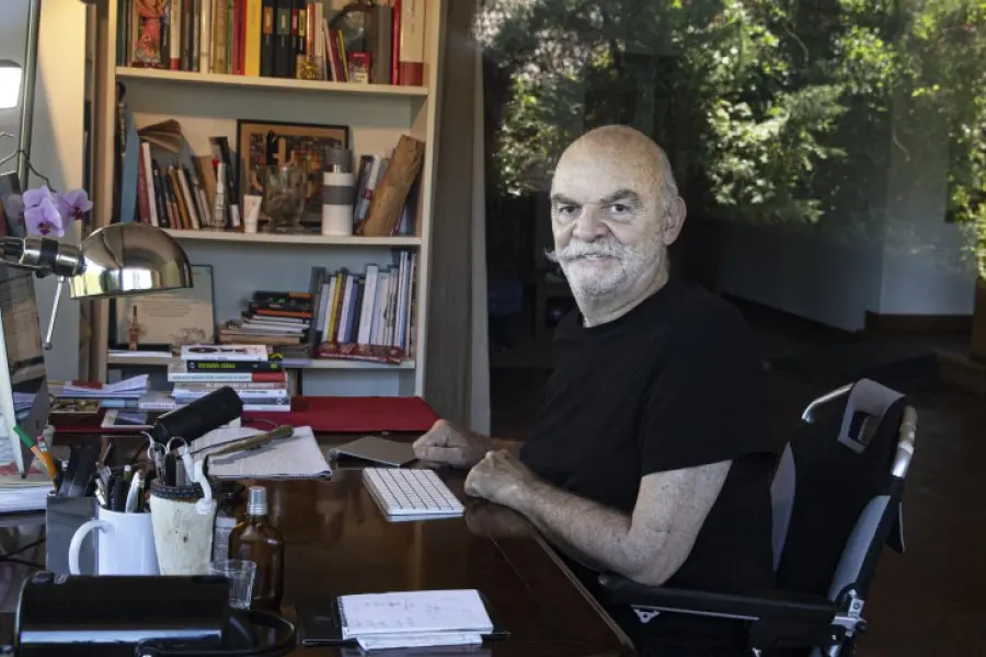 Martín Caparrós padece ELA: "La esperanza de vida es de tres a cinco años"