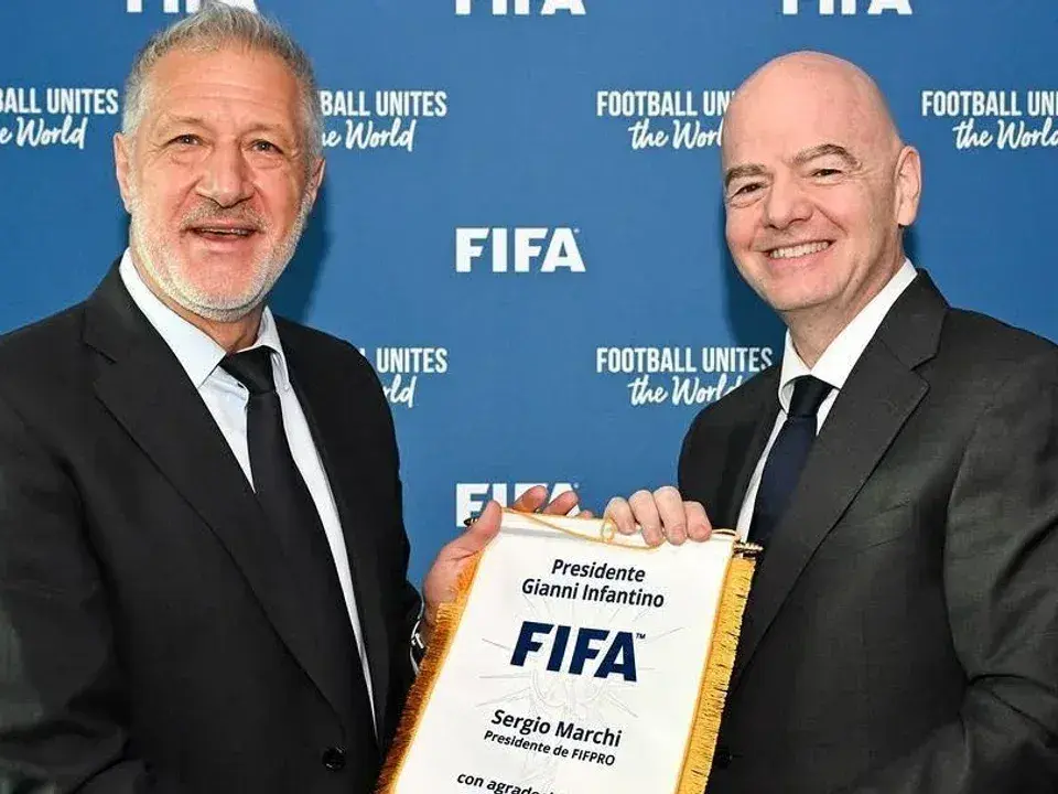 Marchi e Infantino sellaron un importante acuerdo para . Foto: FIFA