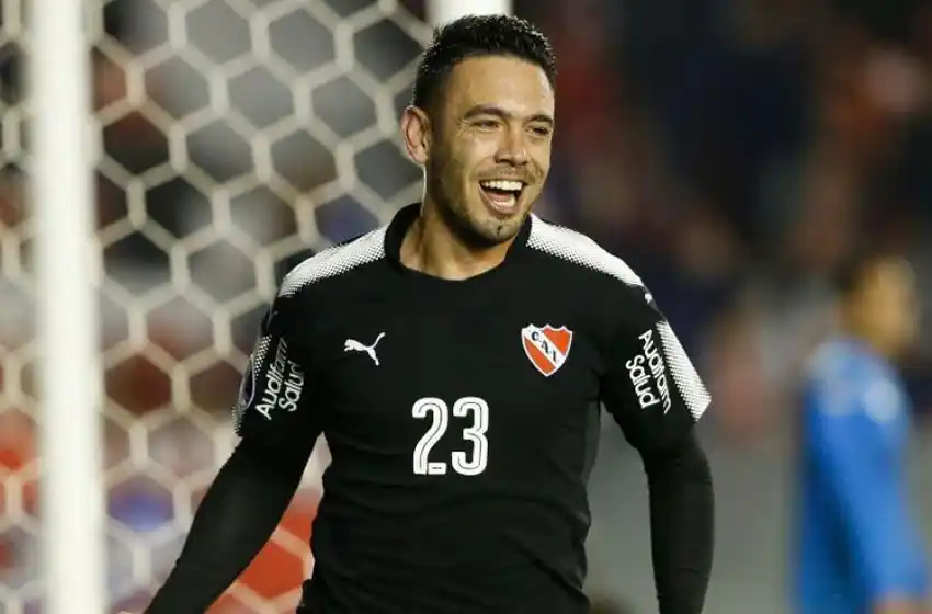 Nery Domínguez, de Independiente a Racing