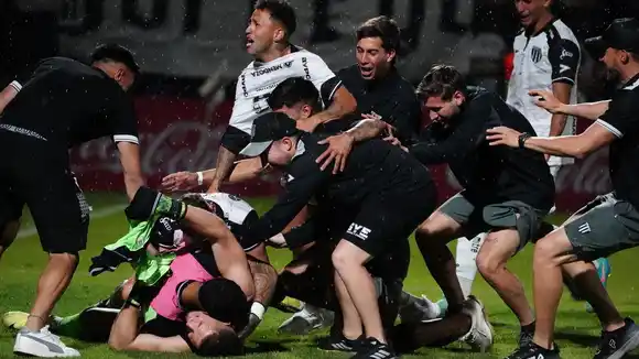 Gimnasia de Mendoza ascendió a la máxima categoría del fútbol argentino