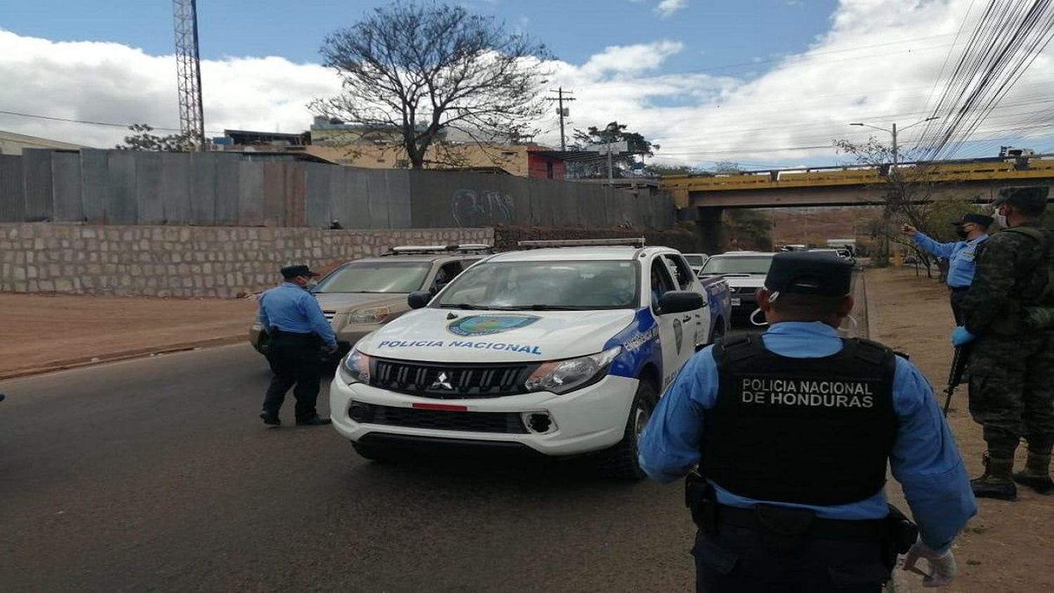LOS LLEVABA COMO EN LATA DE SARDINAS: detenido coyote que traficaba venezolanos en Honduras