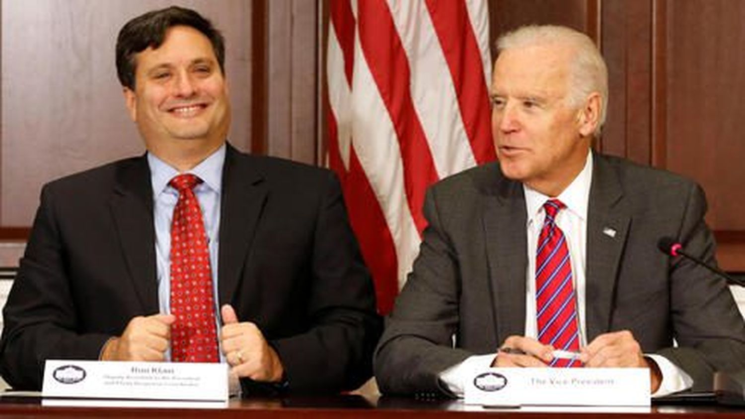 DECISIONES PRESIDENCIALES: Joe Biden nombra a Ron Klain jefe de gabinete de la Casa Blanca