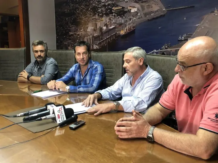 Puerto Quequén: se firmó el contrato para la actualización de la red contra incendios
