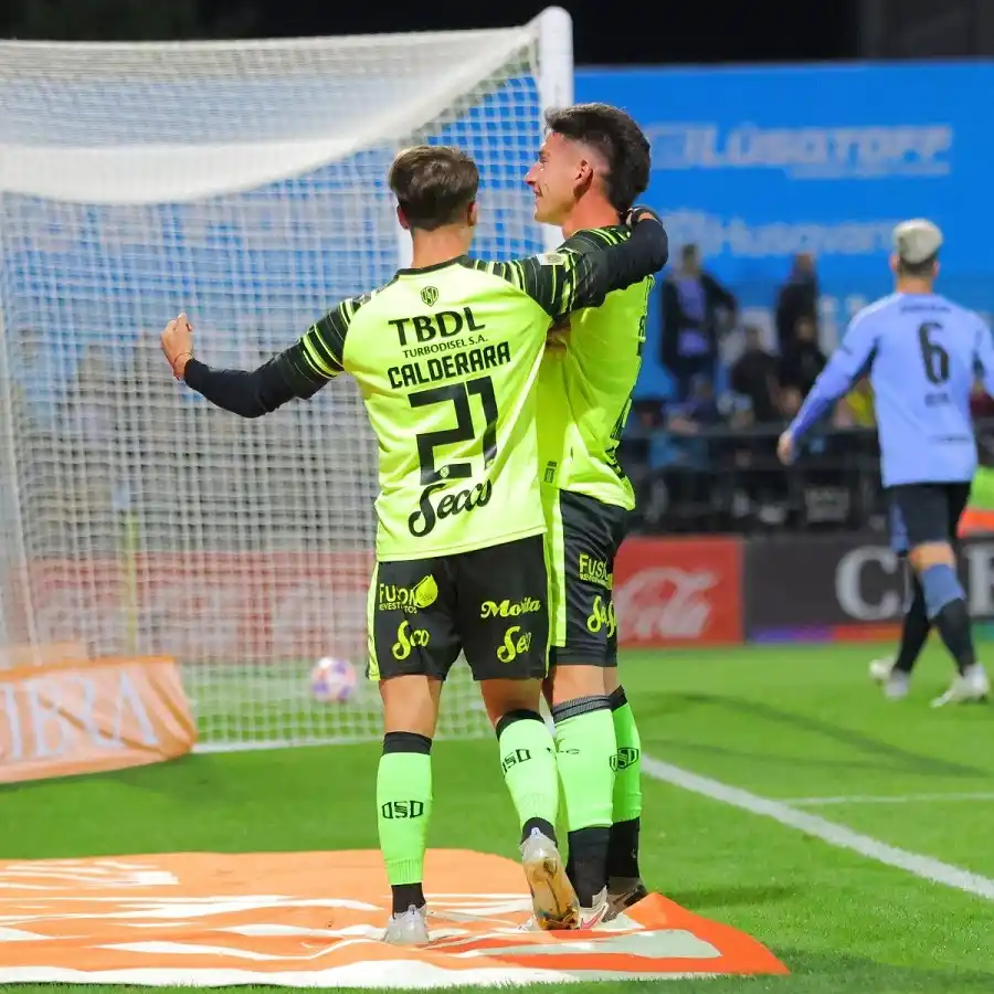 Barracas Central volvió a sumar de a tres en Córdoba ante Belgrano