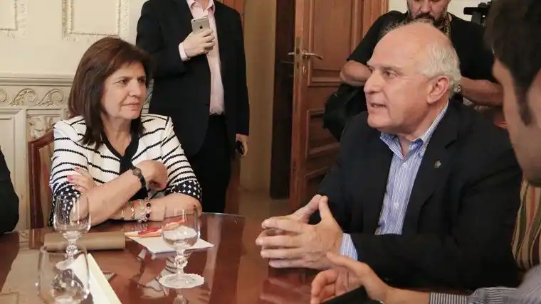 Lifschitz se reúne con la ministra Patricia Bullrich