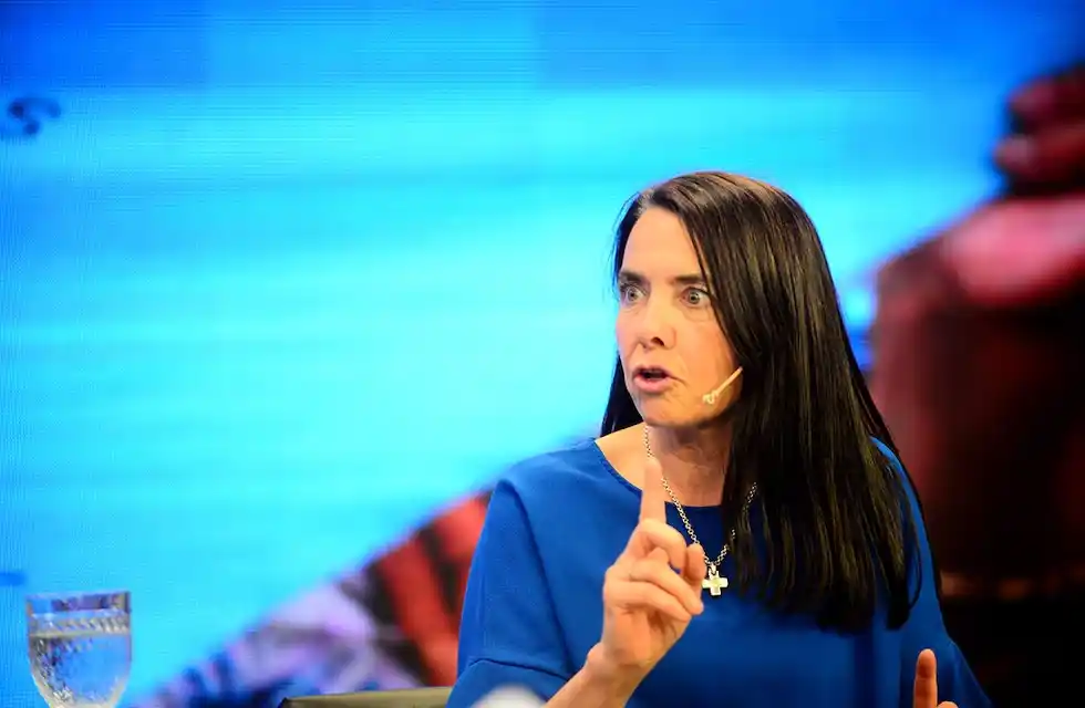 Carmen Álvarez Rivero, presidenta de la comisión.