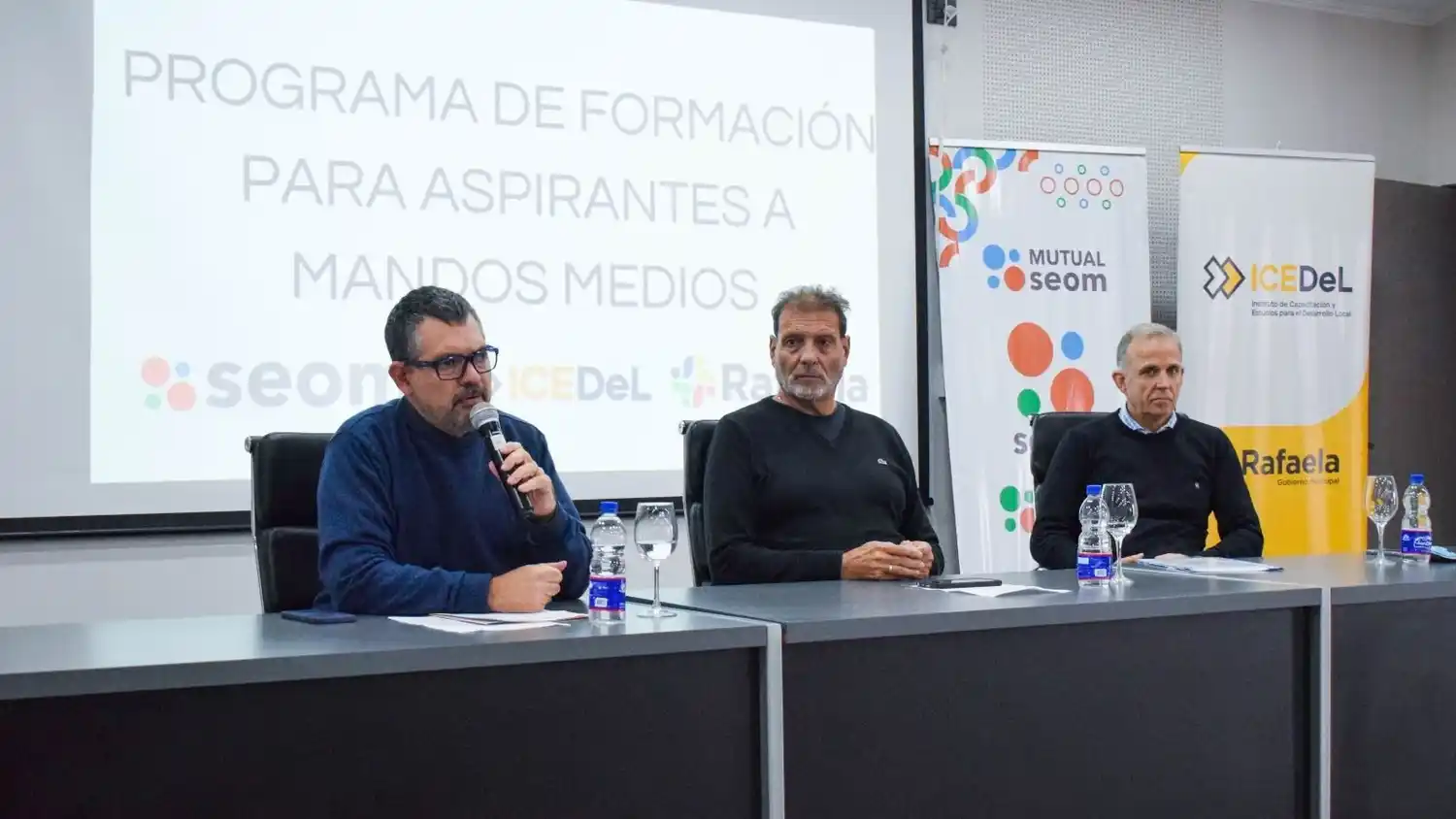 Comenzó en Rafaela una nueva edición del programa para formar mandos medios municipales