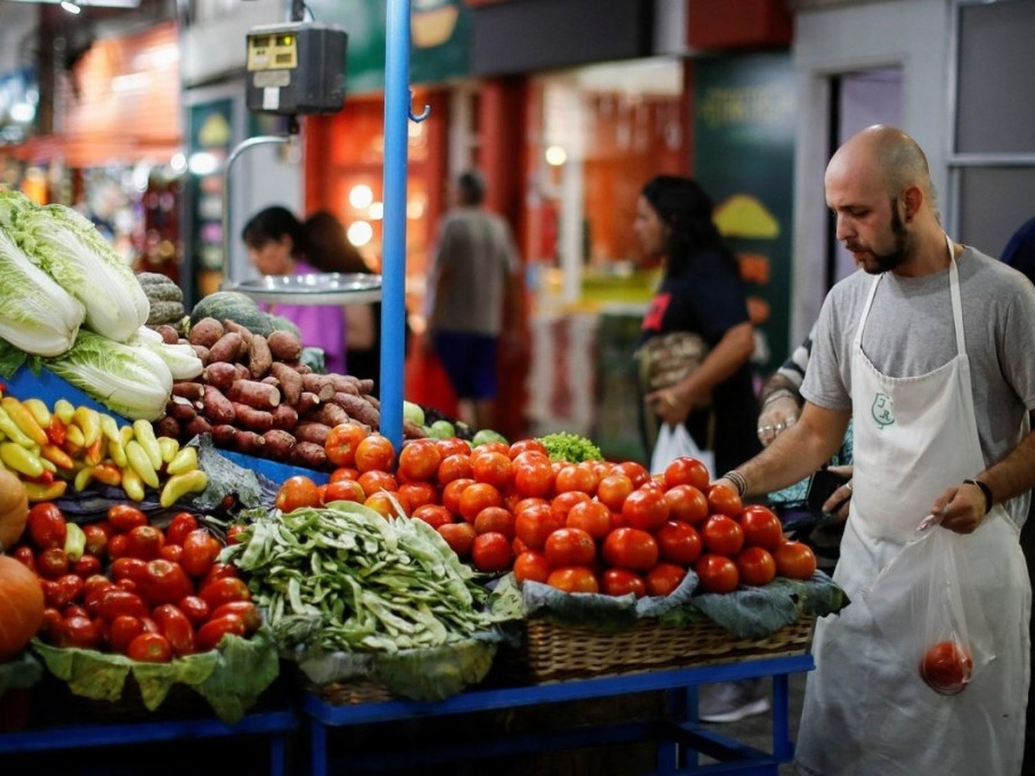 La inflación de alimentos se desaceleró en la última semana y la ubicaron en cero