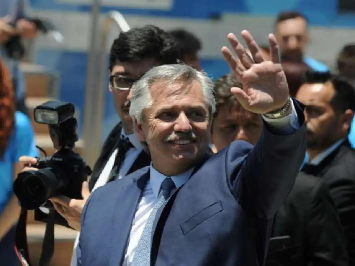 Alberto Fernández frena el aumento de tarifas: “Hoy no está en carpeta”
