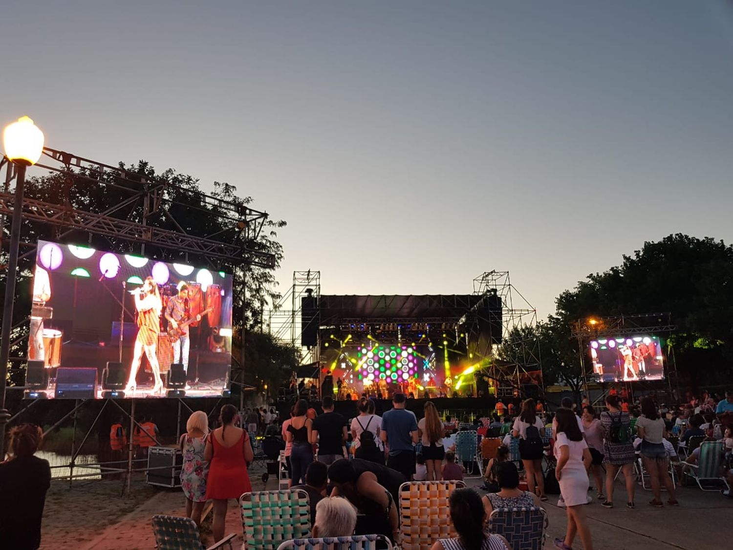 Los Totoras y el Carnaval del País hicieron bailar a 30 mil personas