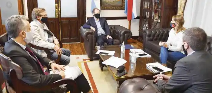 El gobierno entrerriano pone en marcha una batería  de medidas por la quema de pastizales