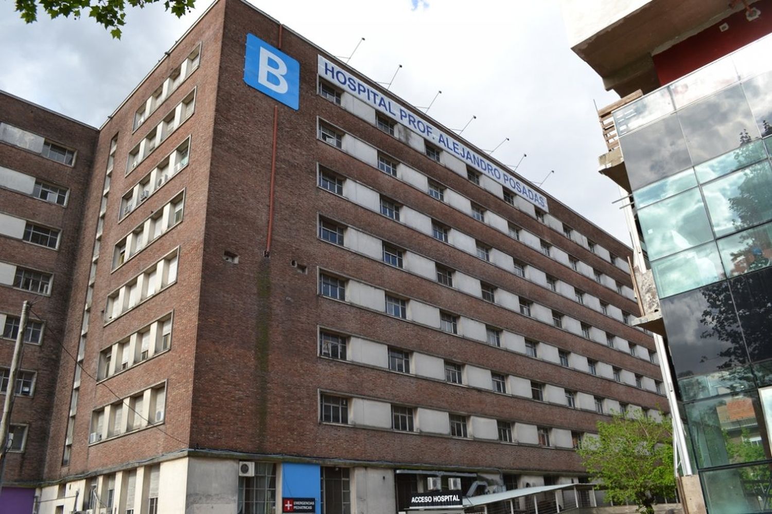 Morón: El Gobierno nacional intervino el Hospital Posadas por su acefalía