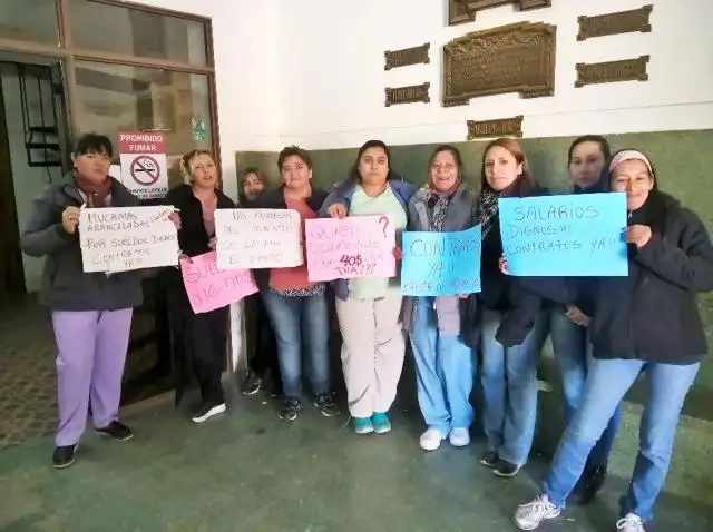Hospital: mucamas y maestranza en asamblea por precariedad laboral
