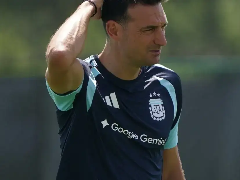 Las incógnitas que mantiene Scaloni en el 11 titular de la Selección Argentina para enfrentar a Cabo Verde