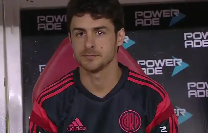 El día que volvió Aimar, River le ganó a Central y se trepó a la punta 