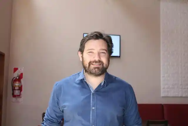 E. Coronoffo: “Tenemos pensado implementar un nuevo secundario semipresencial a distancia”