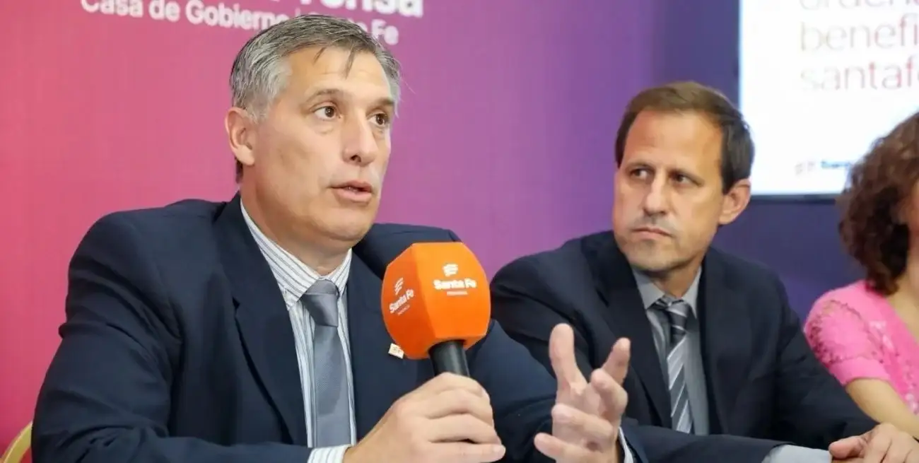 Olivares y Gorbán destacaron el respaldo internacional al desempeño financiero de Santa Fe.