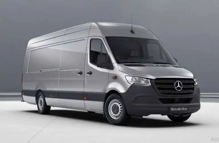 El pliego pedía la compra de una Sprinter 517 CDI Furgón 4325 o similar