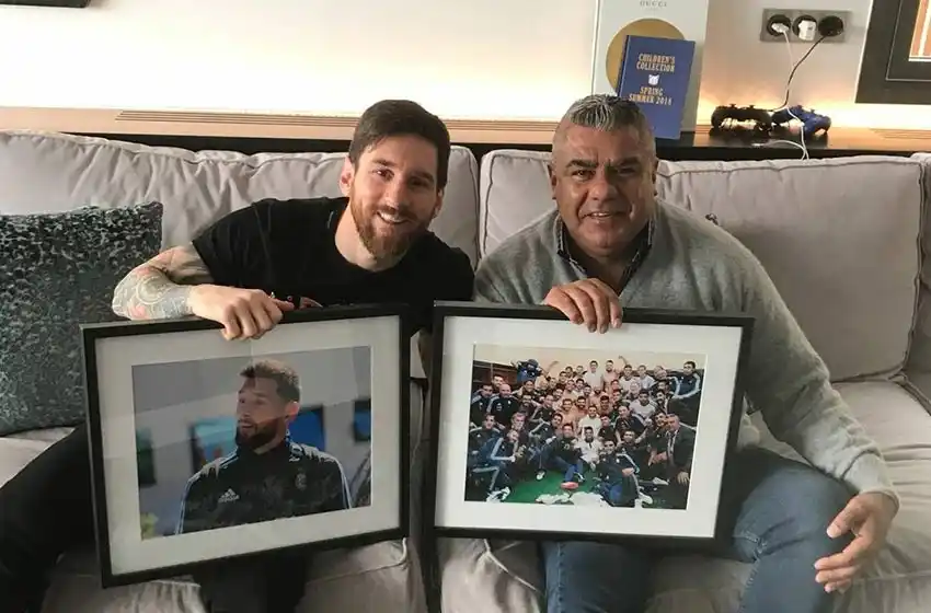 Tapia se reunió con Messi y con el presidente de Barcelona