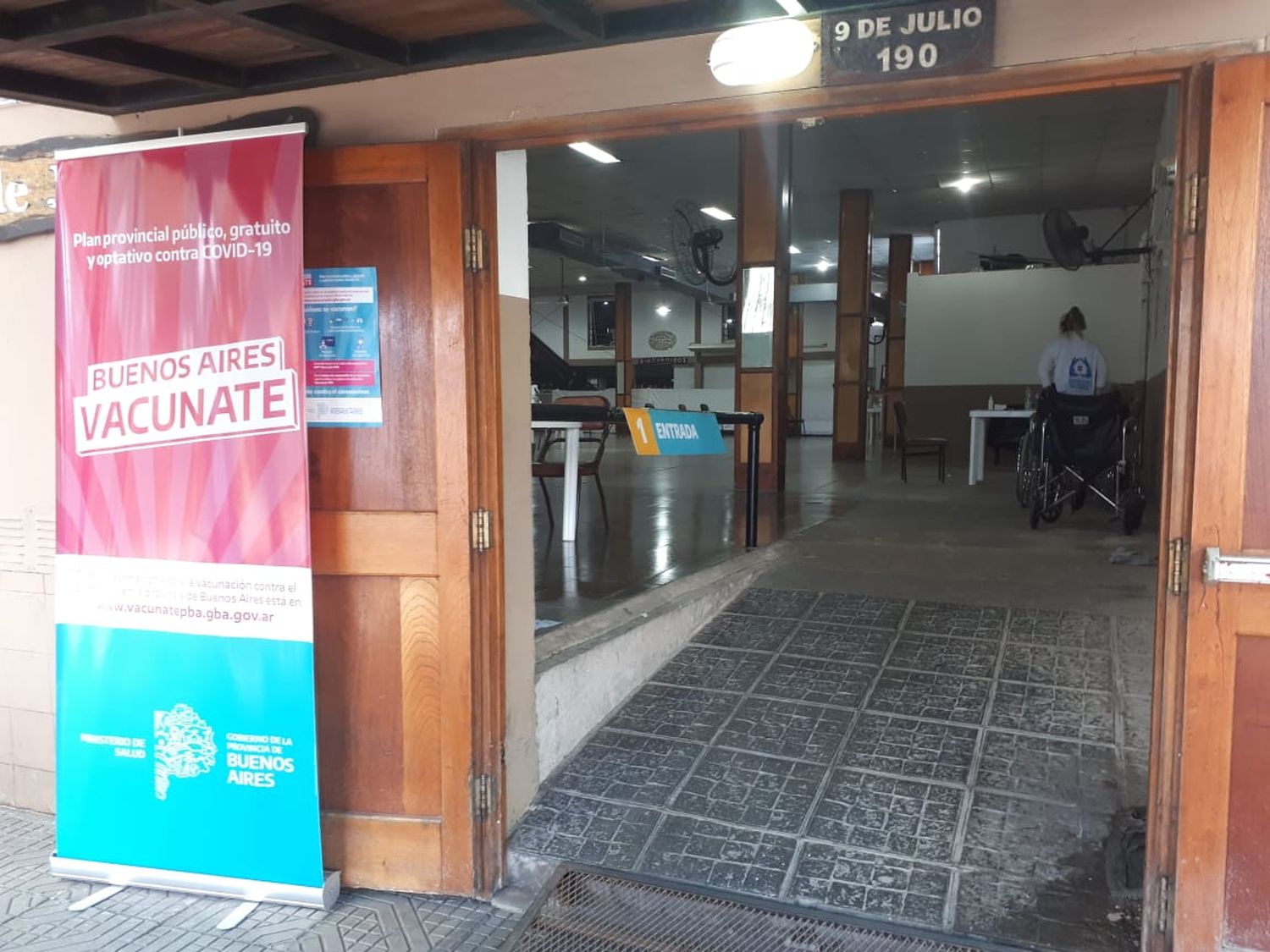 Vacunación contra el coronavirus: convocan a quienes perdieron su turno al Club de Jubilados