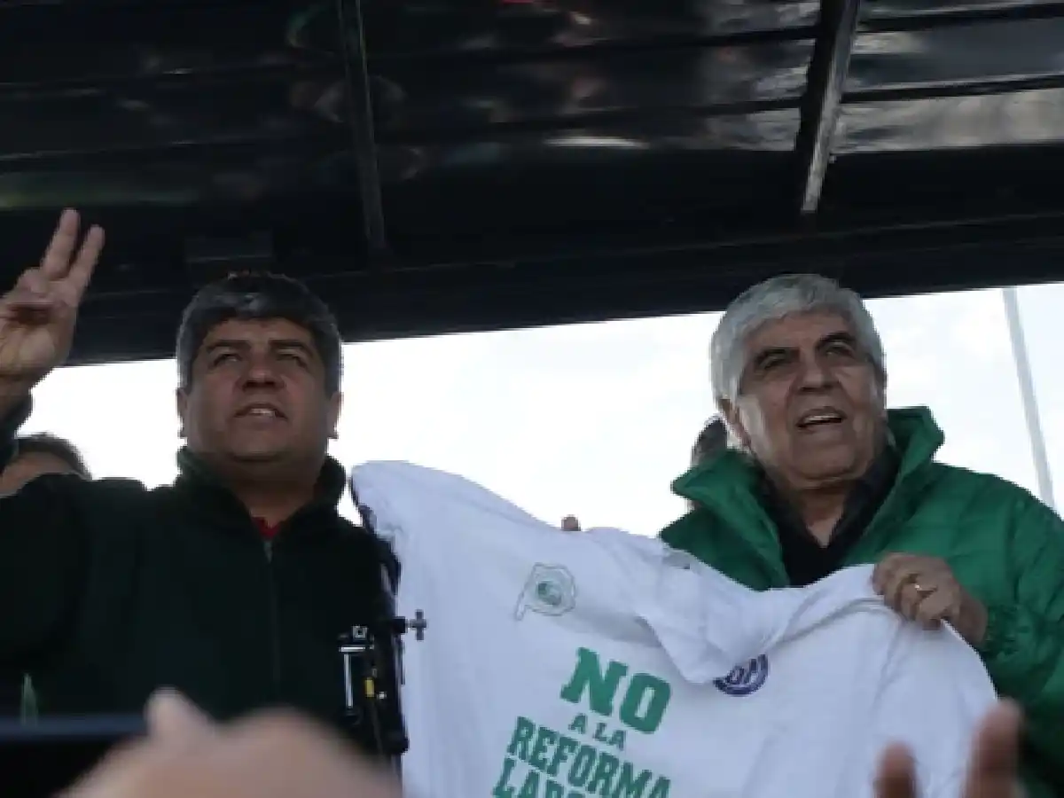 Hugo Moyano amenaza con un paro nacional de camioneros para el jueves 14 
