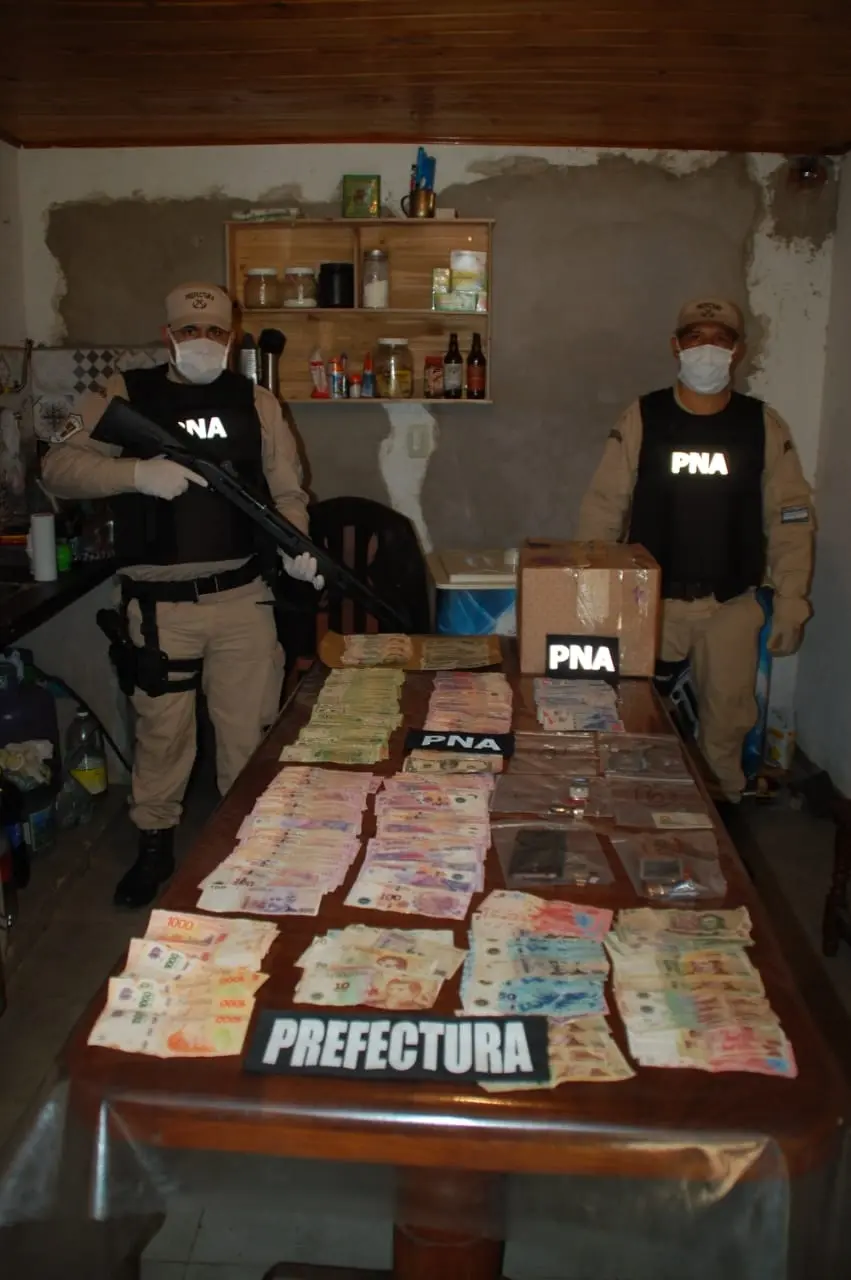 Desbaratan una organización acusada de comercio de drogas