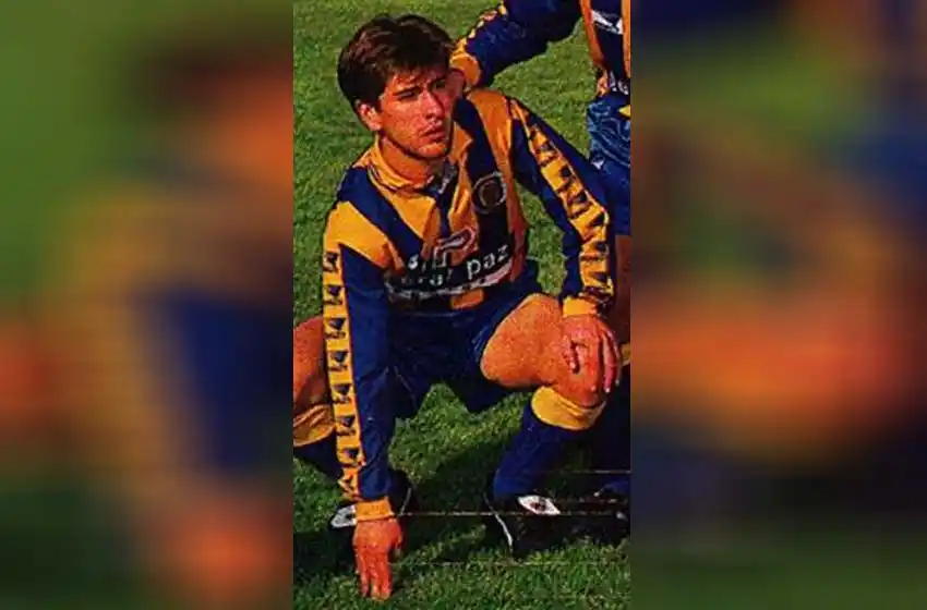 Vistió la camiseta de Central, fue campeón con Independiente y ahora vive en medio de la selva