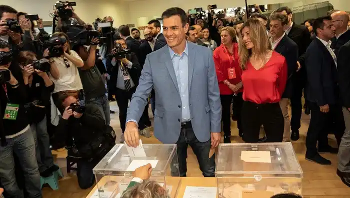 El socialista Pedro Sánchez se impuso en las elecciones de España