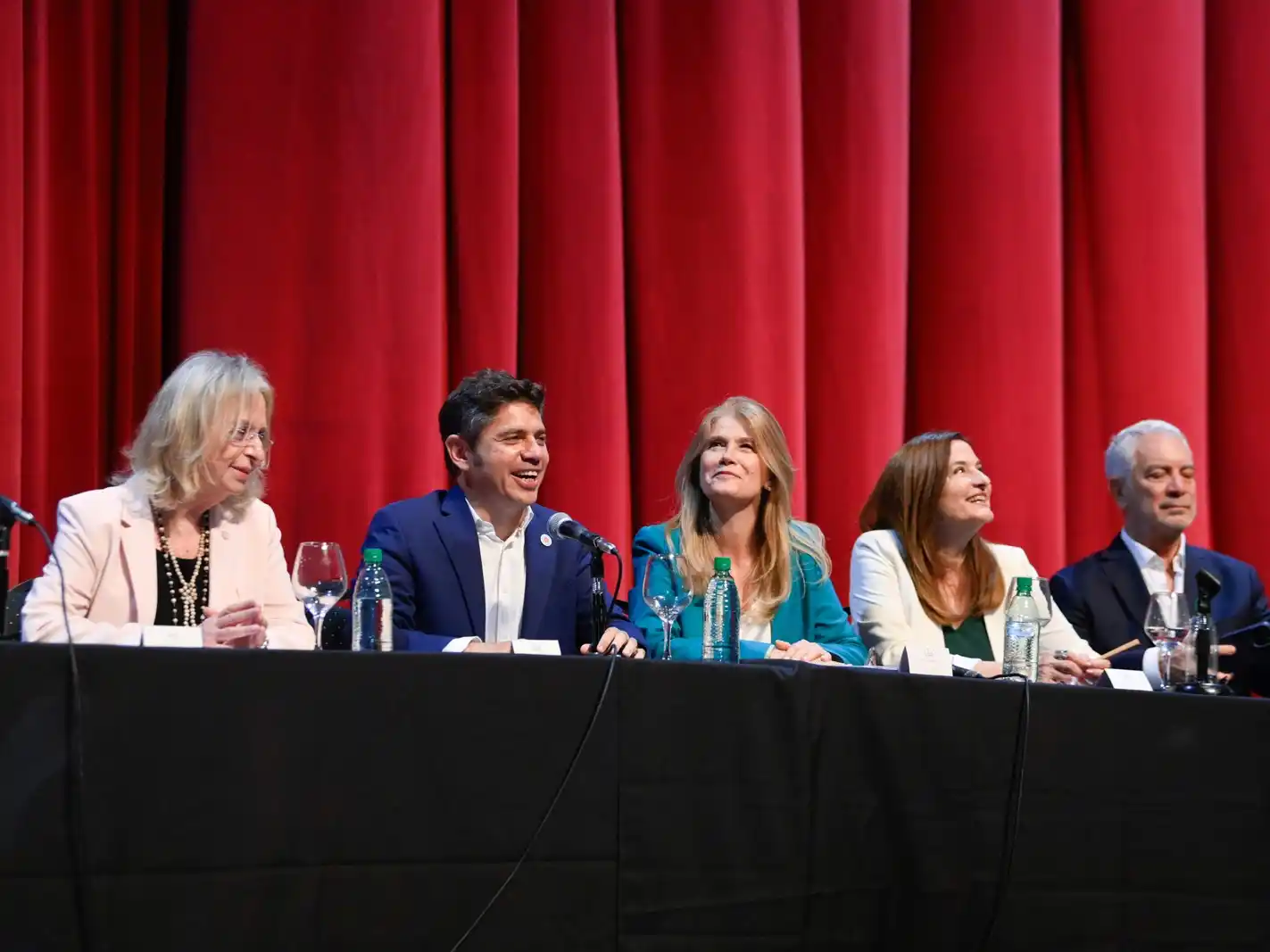 Kicillof: “El Gobierno nacional abandona a las mujeres con una actitud criminal”